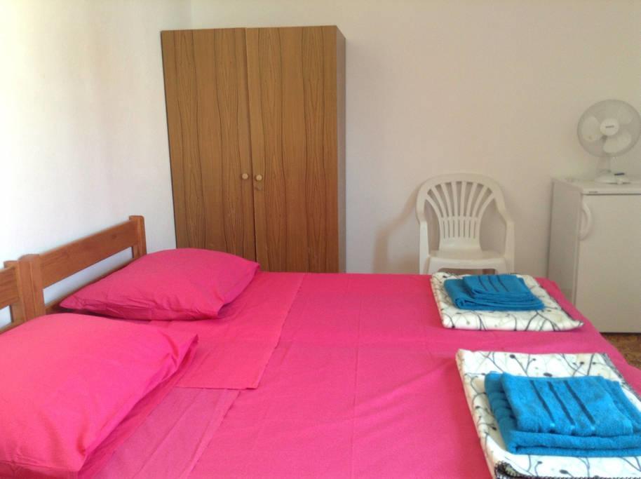 Guest House Perfect Location Bol Bagian luar foto